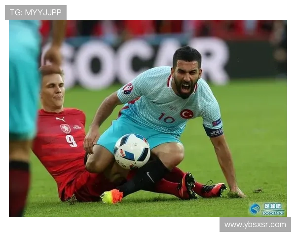 足球球星暴躁情绪爆发背后的原因与影响解析